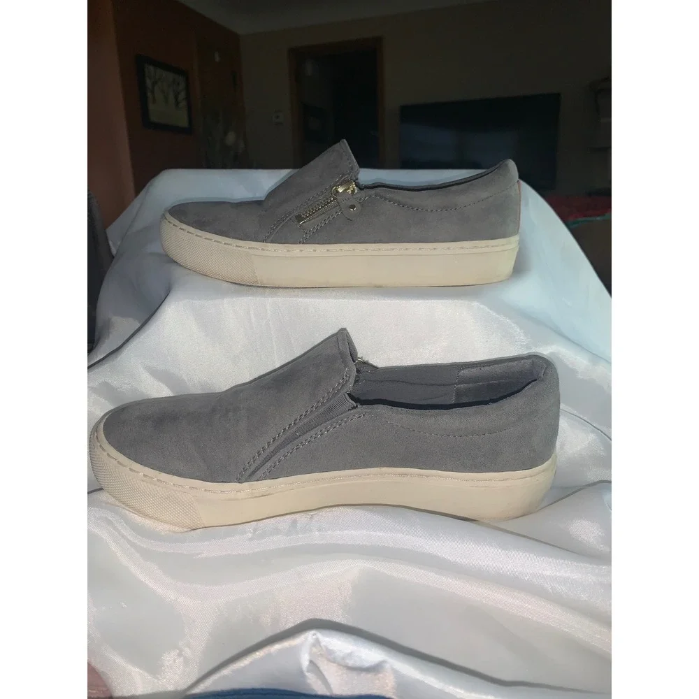 Dr. Scholls No Chill Sneaker Womens 8 Grey Excellent Zip Slip On Platform Shoes
